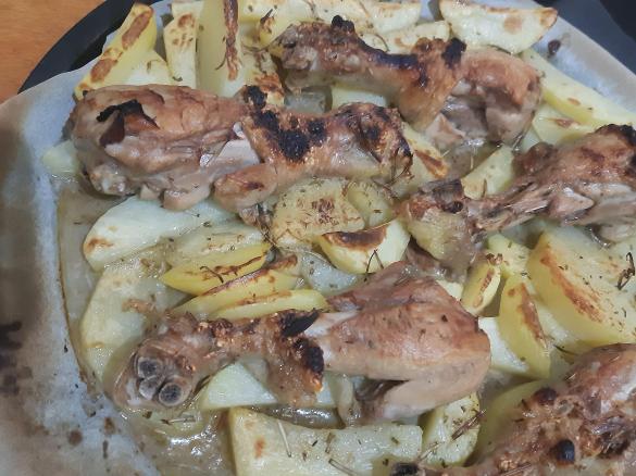 Cosciotti di pollo con patate