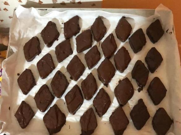 Mostaccioli morbidi al rum