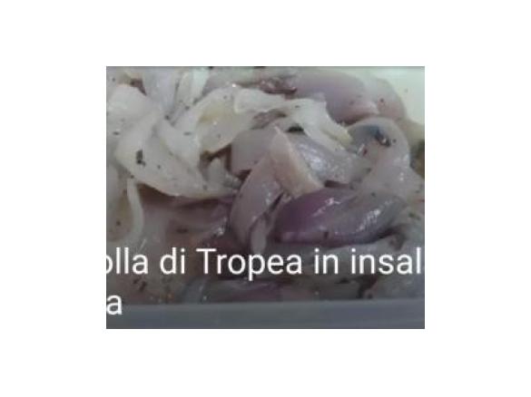 cipolla di Tropea cotta in insalata
