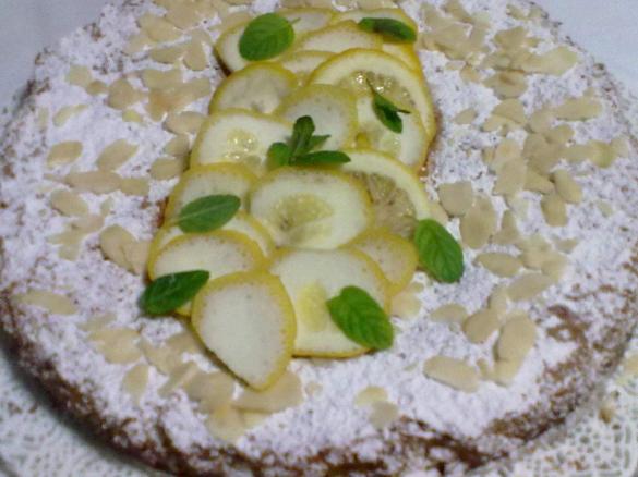 Torta Caprese al cioccolato bianco