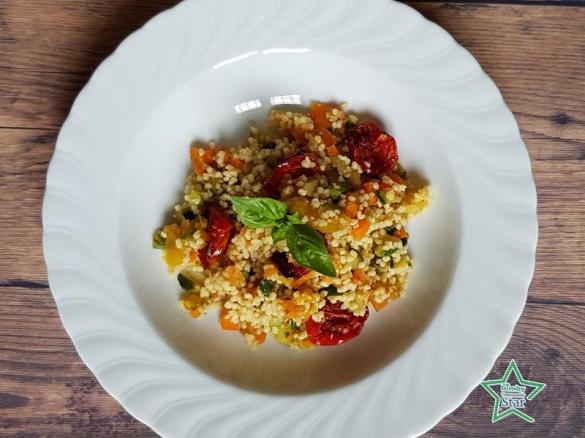 Cous cous con verdure insaporite e pomodorini per TM6