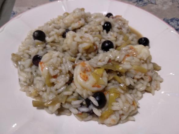 Risotto ai carciofi, mirtilli e gamberi