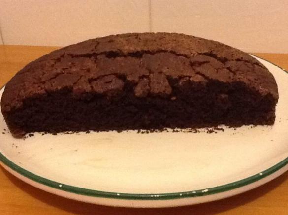 TORTA AL CIOCCOLATO SENZA UOVA E GLUTINE