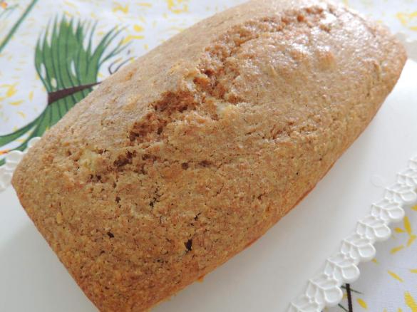 Plum cake con crusca e miele