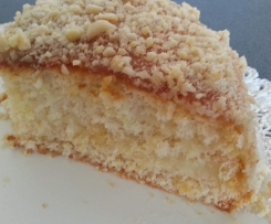 Torta alla crema di mandorle senza latte