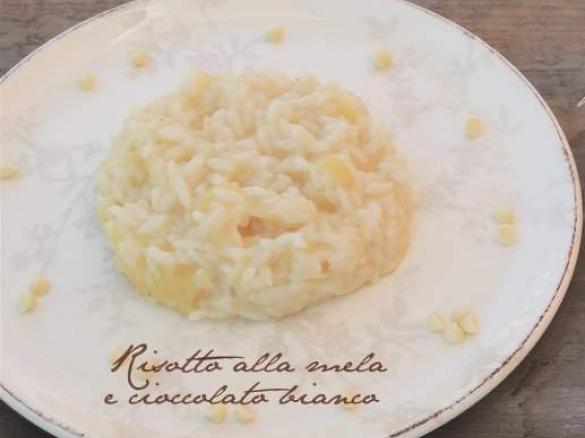 RICETTE DI NATALE - Risotto alla mela e cioccolato bianco della blogger Cinzia