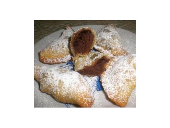 Calzoni di ceci e cioccolata (ricetta tipica lucana)