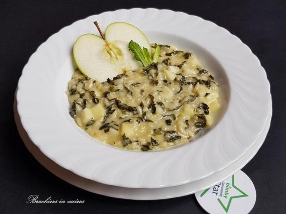 Risotto al cavolo nero mela verde e taleggio