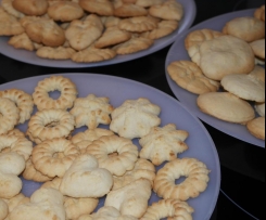 Biscotti al cocco con sparabiscotti
