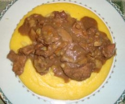 spezzatino di maiale con funghi e castagne