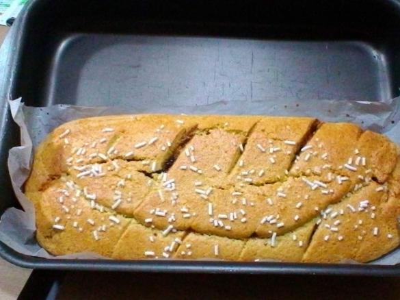 Pinza o bensone con marmellata 