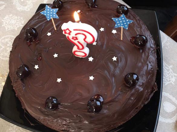 TORTA CESARINA (cioccolato e ciliegie)