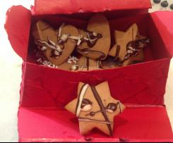 Biscotti con farina di castagne e uvetta - contest natale