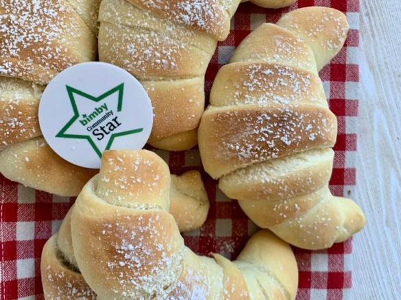 Cornetti Brioche morbidi alla Nutella