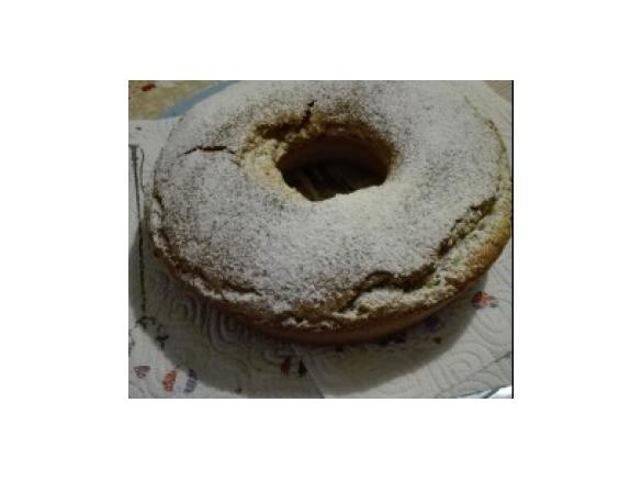 Ciambella con farina di grano saraceno e nocciole