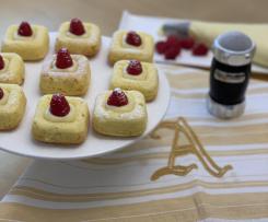 Dolcetti alla ricotta crema e lamponi