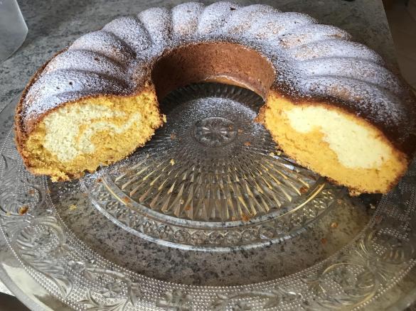 Torta marmorizzata mandorle e carote