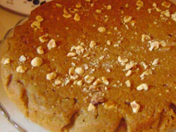 TORTA DI SEGALE CON MELE E NOCCIOLE