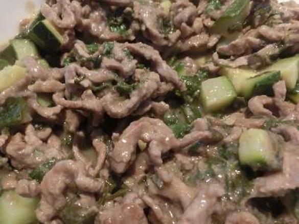 Straccetti di Vitello alla Rucola e Maggiorana (facili e veloci)