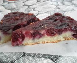 Dolce con ciliege e cocco