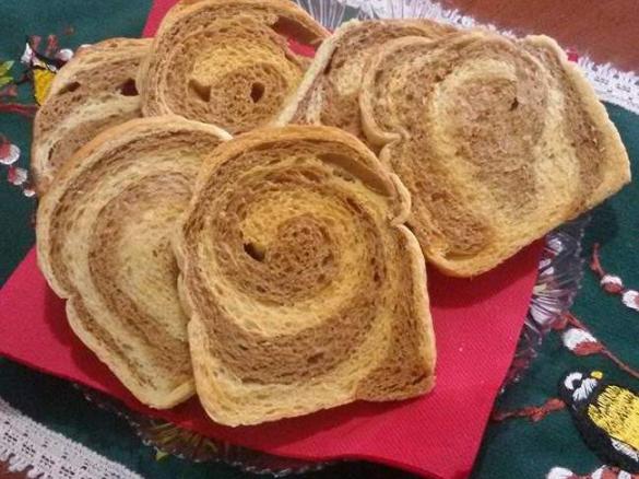 Fette biscottate bicolore