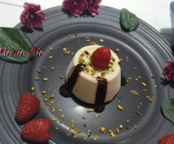 SEMIFREDDO ALLO YOGURT GRECO E CREMA AL PISTACCHIO ~ contest dessert  yogurt ~