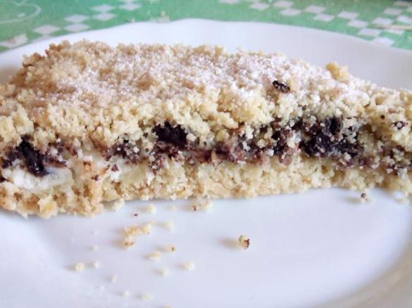 torta sbriciolata ricotta e cioccolato