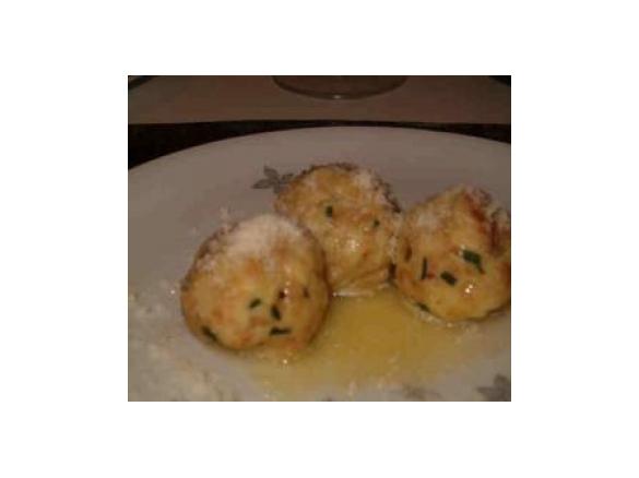 CANEDERLI AL FORMAGGIO