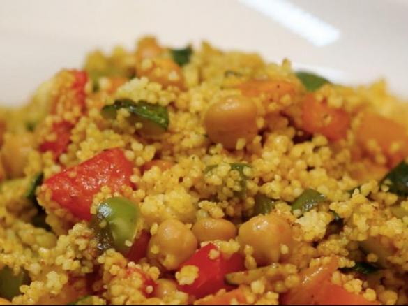 Cous cous con verdure legumi e pollo