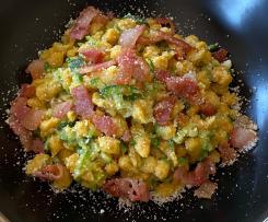 Spatzle di farro con zucchine e guanciale croccante