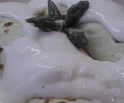 Crespelle con salmone ed asparagi