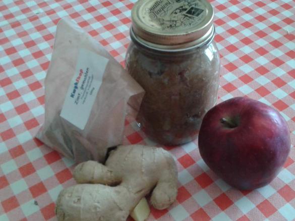 Marmellata mele zenzero e cannella