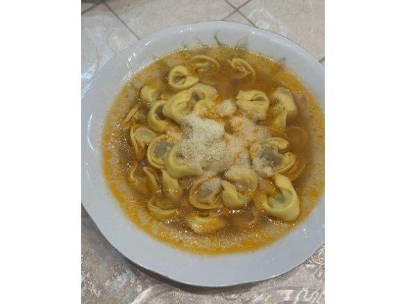 Tortellini in brodo