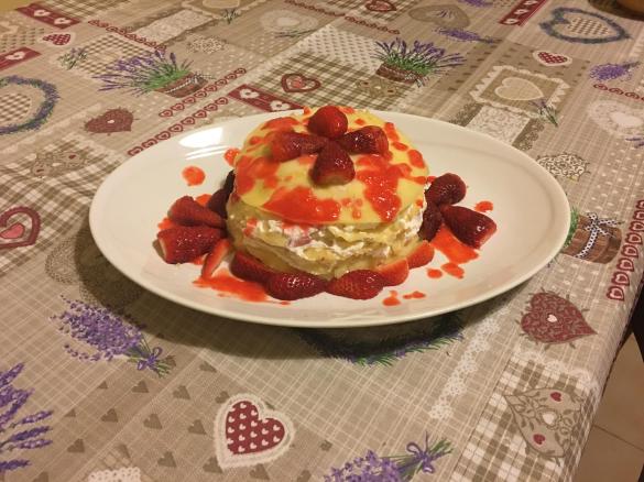 Tortino di crepes di riso con ricotta e salsa di fragole-Contest Crepes