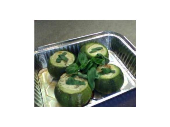 Zucchine con crema alle olive e basilico