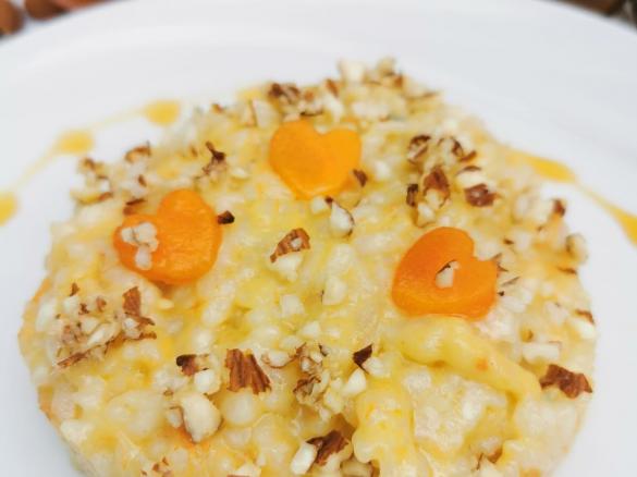 RISOTTO CACHI, GORGONZOLA, MANDORLE