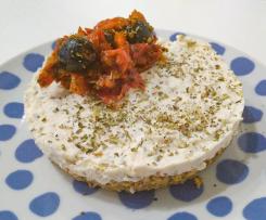 Cheesecake salata con ricotta e feta - senza burro e senza uova