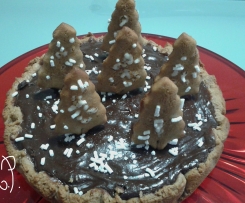 CROSTATA DI CASTAGNE CON CREMA DI ROBIOLA AL CIOCCOLATO E ALBERELLI INNEVATI