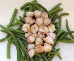 Carpaccio di polpo con fagiolini e bottarga