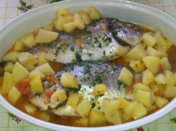 Orate con patate e pomodorini