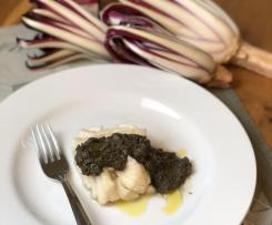 Merluzzo con salsa al radicchio e olive
