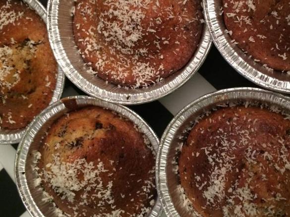 Bounty & yogurt muffin