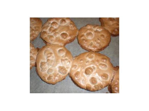 medaglie di meringhe alle nocciole - apemaia31-
