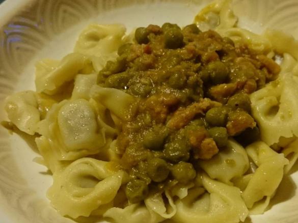 piselli, pomodoro e pancetta 