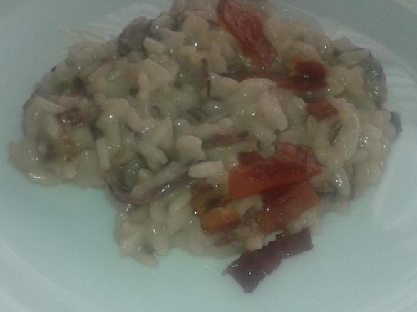 risotto radicchio taleggio e speck croccante