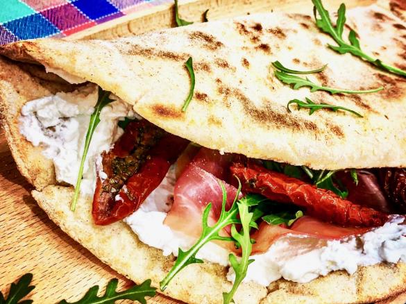 Piadina light allo yogurt greco