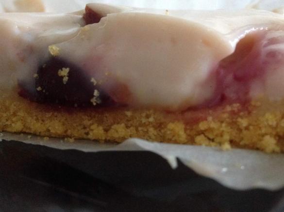 TORTA FREDDA ALLO YOGURT DI SOIA SENZA GLUTINE