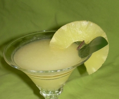 bibita alcolica all'ananas