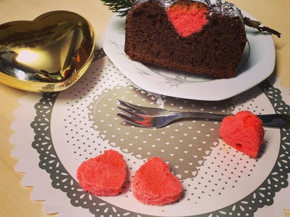 Plum-cake con sorpresa (san valentino)