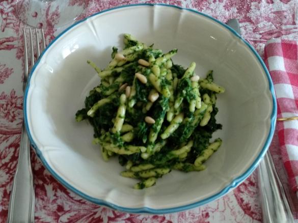 Trofie (quando la liguria incontra la puglia)